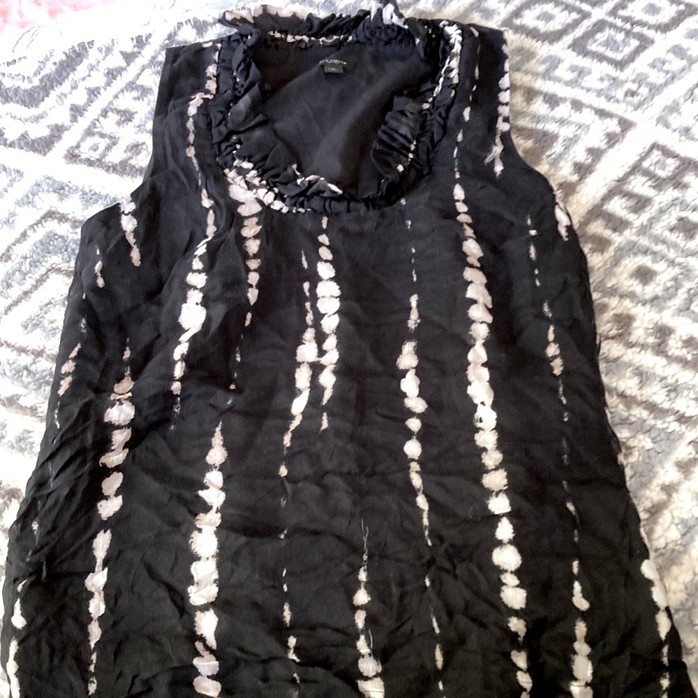 Ann Taylor, Black and White, Ruffle top